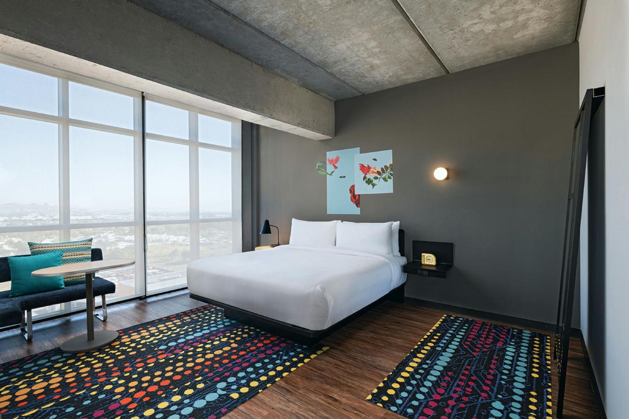 Hotel Aloft Guadalajara Sur à Santa Anita  Extérieur photo